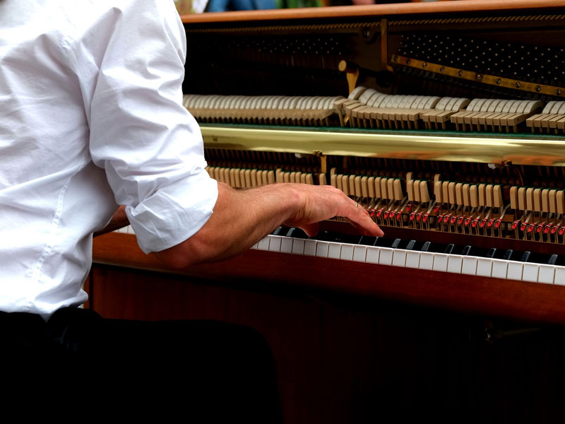 assistenza-tecnica-pianoforti-milano